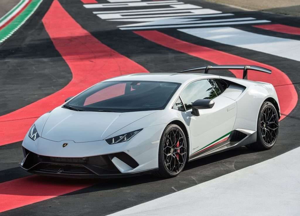 Lamborghini-Huracan Performante-1