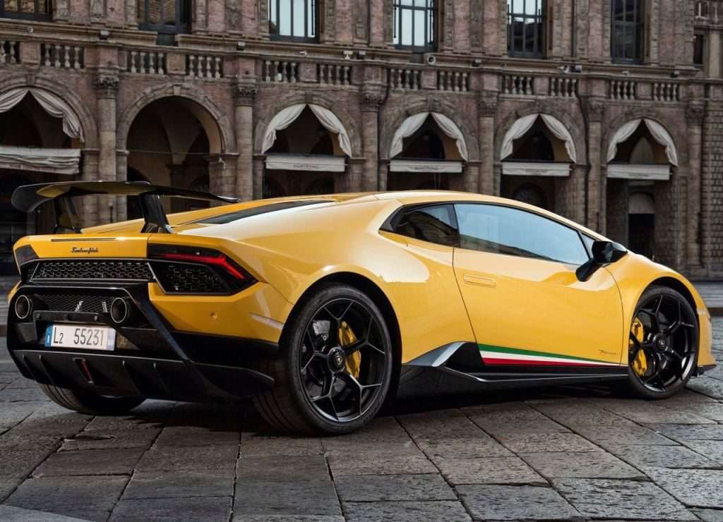Lamborghini-Huracan Performante-2