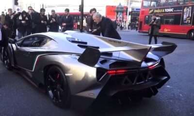 Lamborghini Veneno arrives at HR Owens in London for Christmas