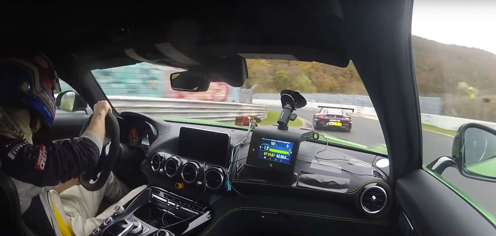 Mercedes-AMG GT R laps Nurburgring