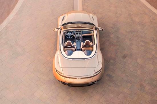 db11_volante_10