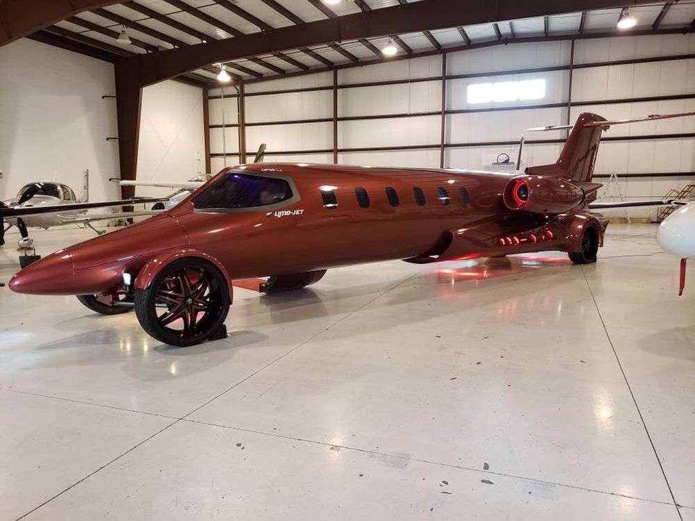 Learjet-Limo-Limo-Jet-1