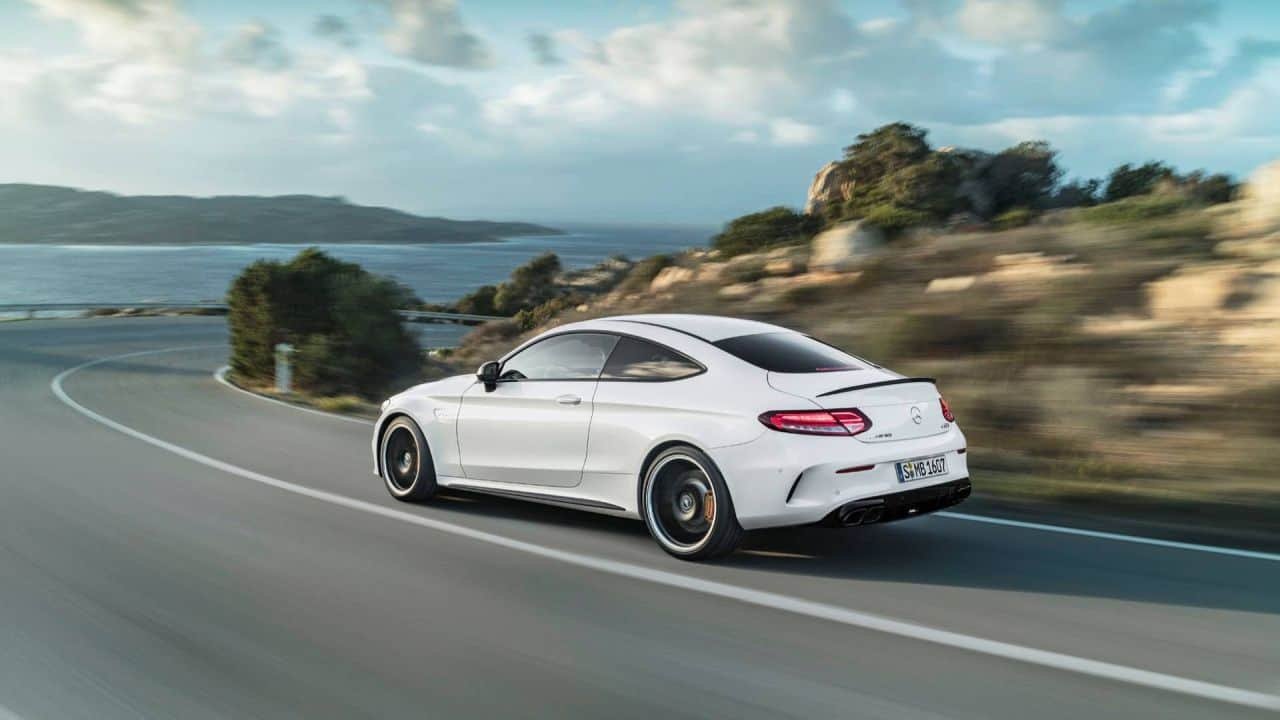 2019-mercedes-amg-c63-coupe (1)