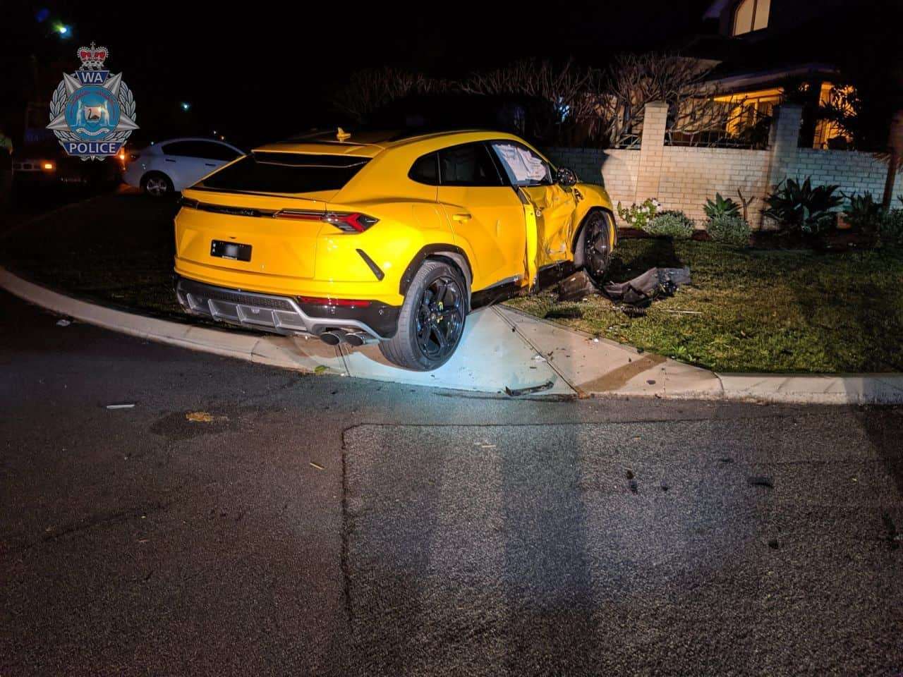 Yellow-Lamborghini-Urus-Crash-Perth-Australia-2