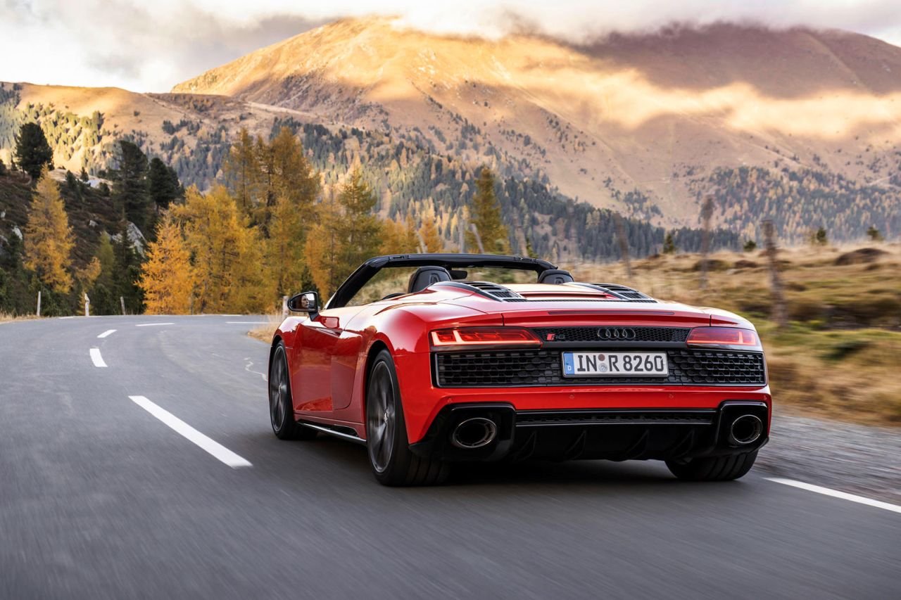 Audi R8 V10 RWD Spyder-2