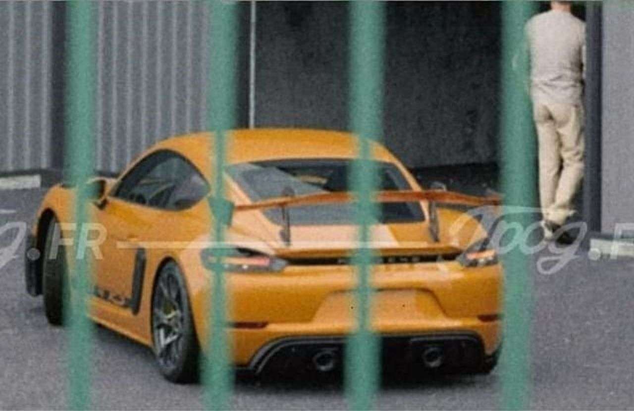 718 Cayman GT4 RS Leaked-2