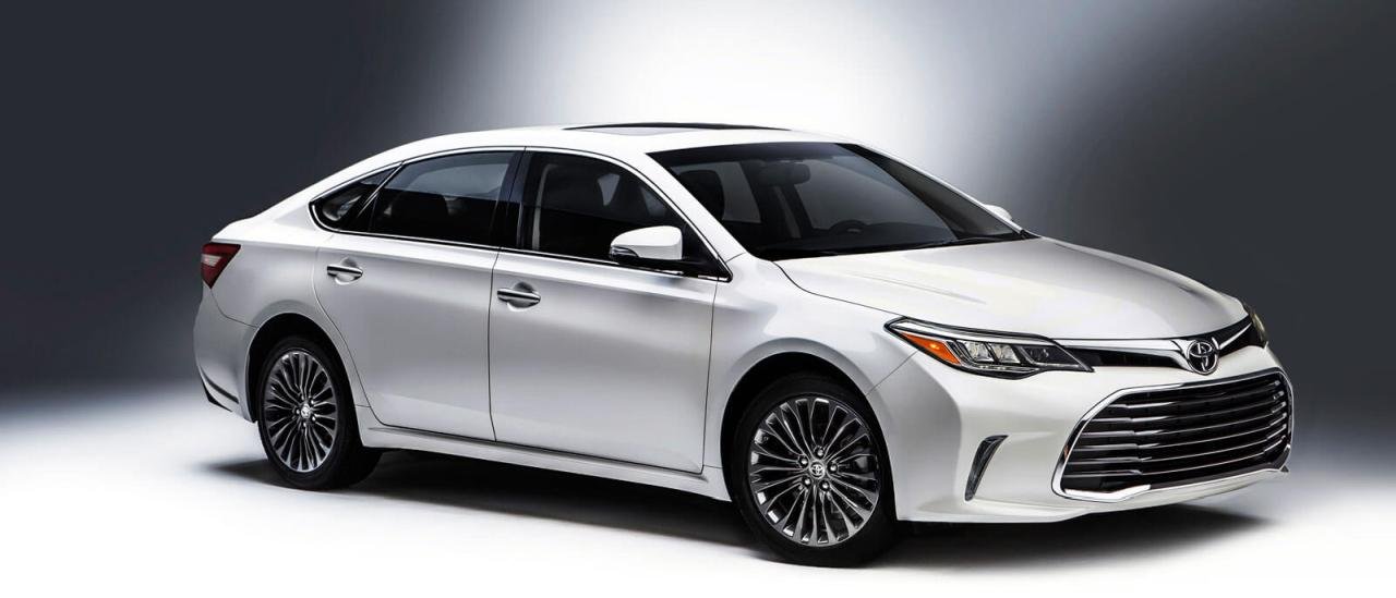 2016-Toyota-Avalon1