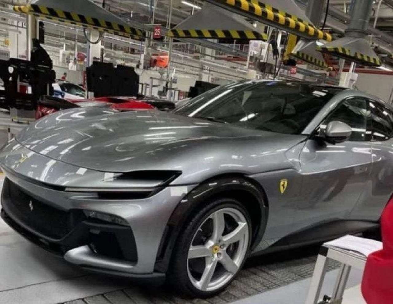 Ferrari Purosangue FUV-leaked-image