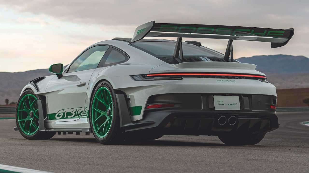 Porsche 911 GT3 RS tribe to Carrera RS