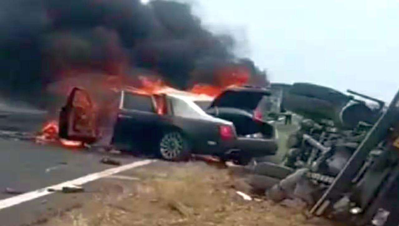 Rolls Royce Phantom crash-India
