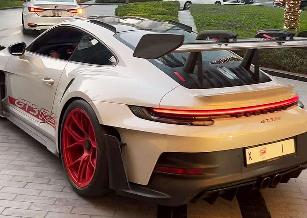 Porsche 911 GT3 RS-Dubai-X-1-number-plate