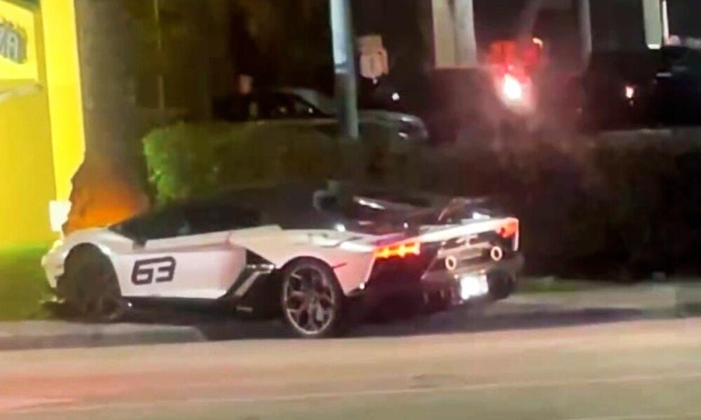 Stolen Lamborghini Aventador SVJ 63 crashes in Florida Stolen Lamborghini Aventador SVJ 63 crashes in Florida