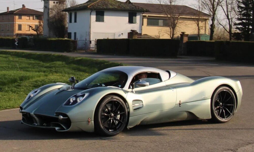 Pagani Utopia Roadster prototype spotted for the first time!