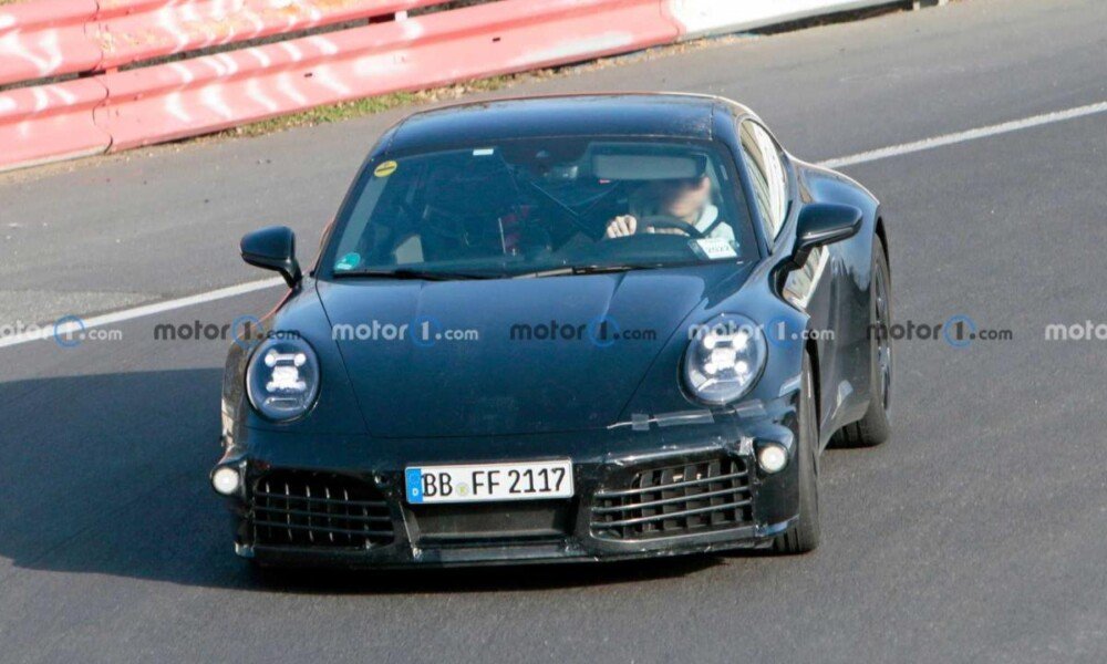Porsche 911 Hybrid to be unveiled this summer