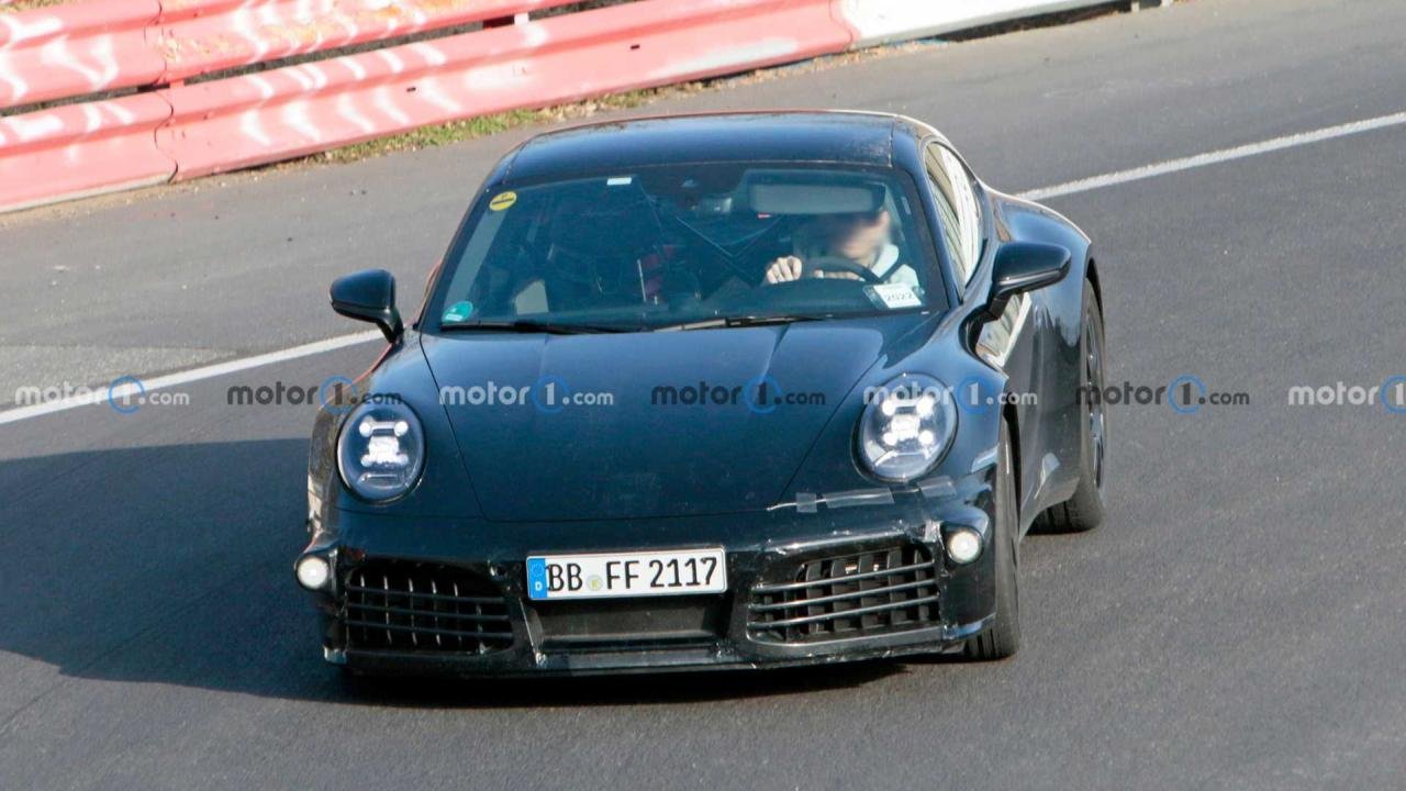 porsche-911-hybrid-spy-photo