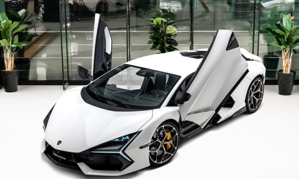 Dubai dealer offering a Lamborghini Revuelto with 94 miles for  million!