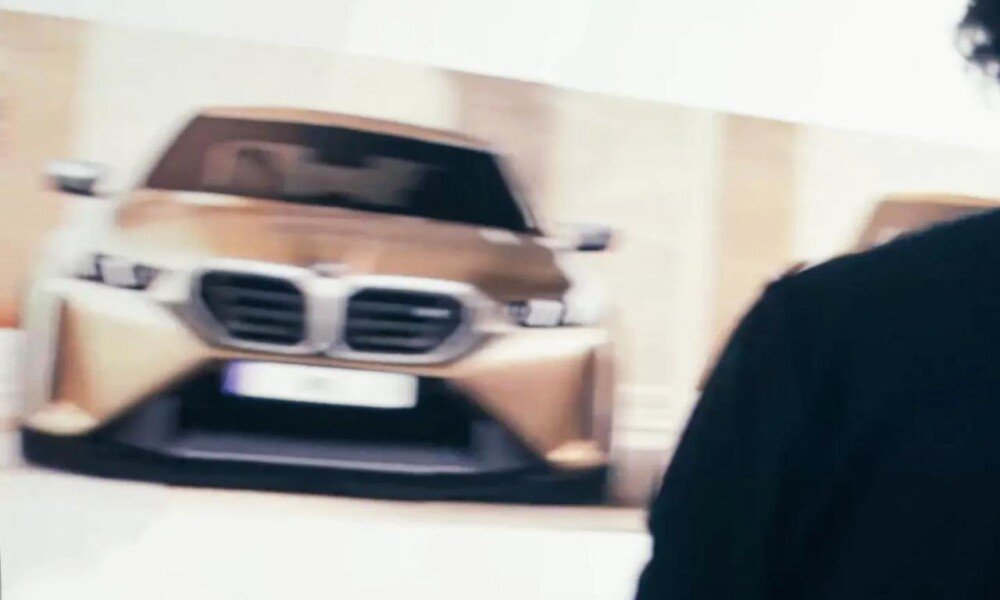 2025 BMW M5 design sketch slips into latest official teaser