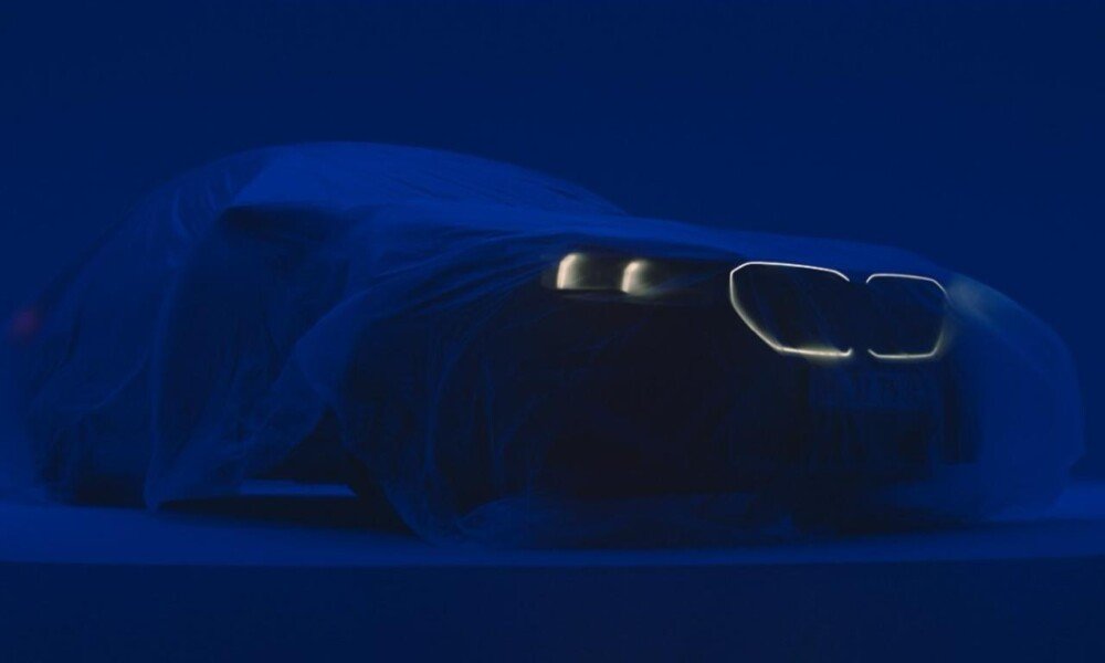 Next-gen BMW M5 shows off its illuminated grille in new teaser Next-gen BMW M5 shows off its illuminated grille in new teaser