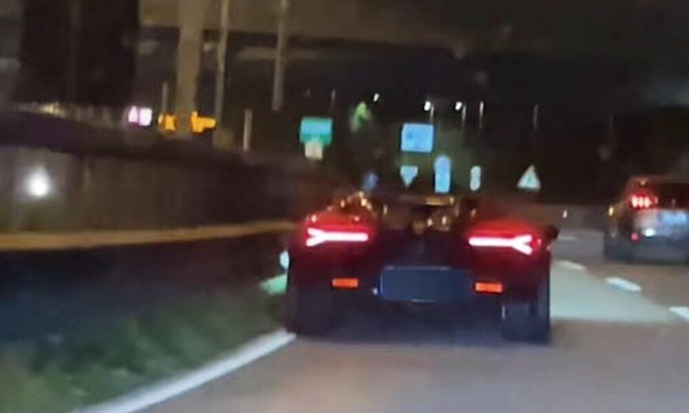 Lamborghini Revuelto almost crashes; Scrapes highway guardrail