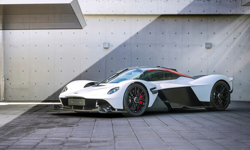Aston Martin Valkyrie sells for under sticker at auction