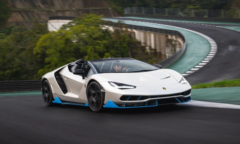 Lamborghini Centenario Roadster sells for .03 million at auction