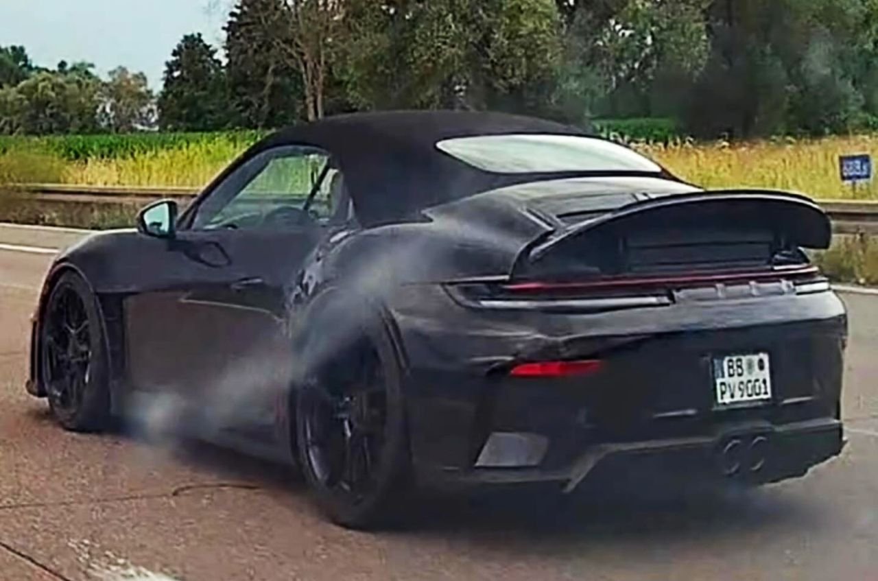 2026 Porsche 911 GT3 Cabriolet-1