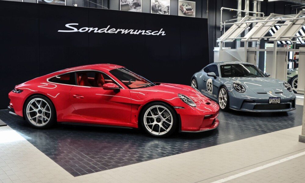 When Porsche built two 911 S/Ts with same limited-edition number
