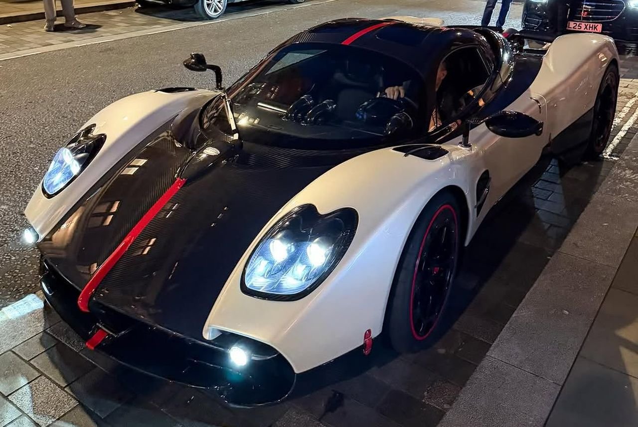 Pagani Utopia Cinque livery-London-1
