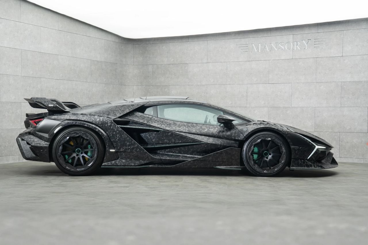 Mansory Carbonado-Lamborghini Revuelto-9