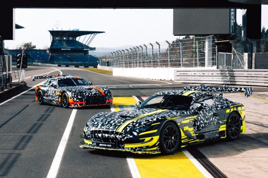 2027-Mercedes-AMG-GT-Black-Series-Track-Sport-prototype-3-1
