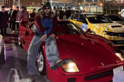 Lewis Hamilton-Ferrari F40-Daikoku-Japan-1