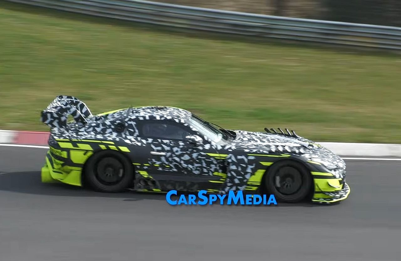 Mercedes-AMG GT Black Series-active aero-1