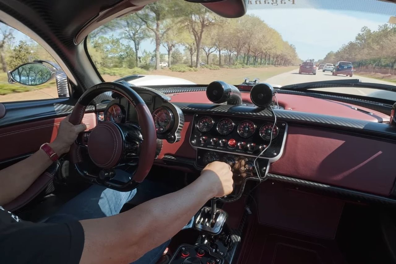 Pagani Utopia onboard-1