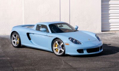 porsche-carrera-gt-gulf blue-auction-1