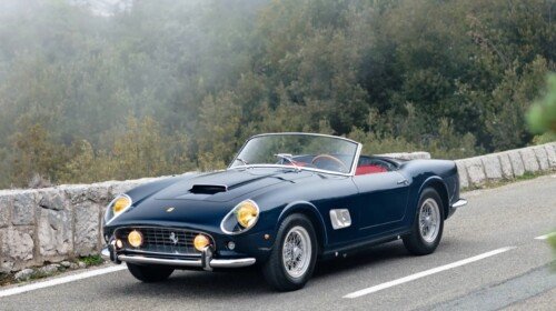 1961 Ferrari 250 GT SWB California Spider front quarter