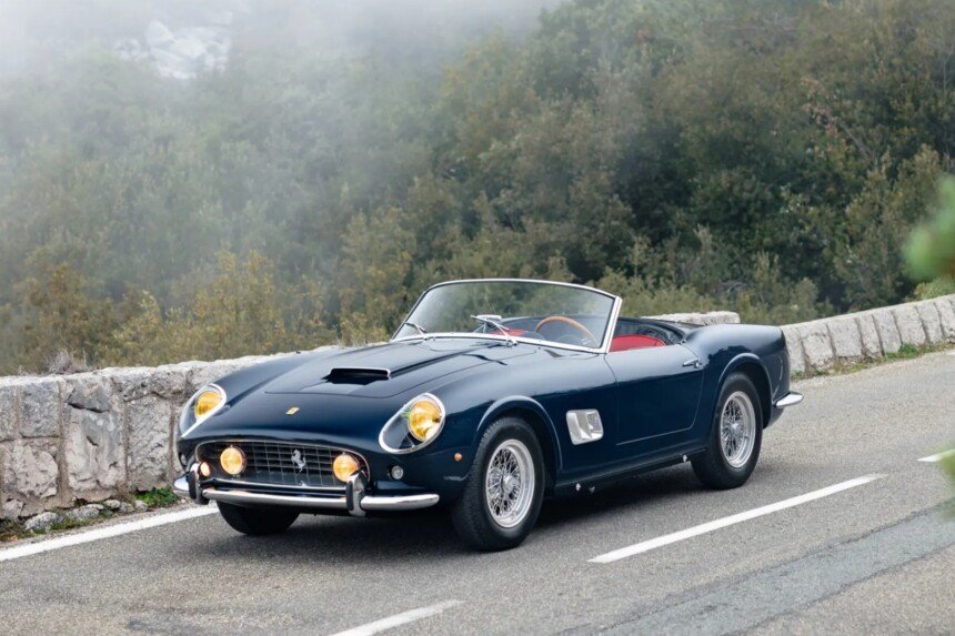 1961 Ferrari 250 GT SWB California Spider front quarter