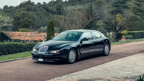 1999 Bugatti EB112 front quarter.jpg