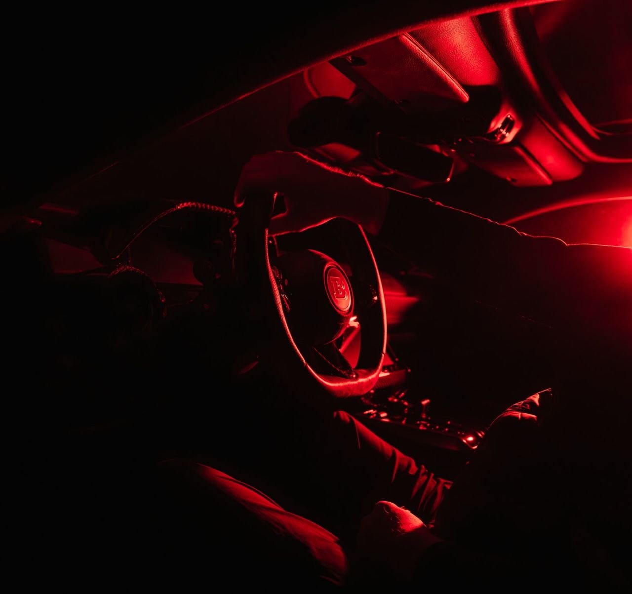 Brabus Bodo V12 teaser-2