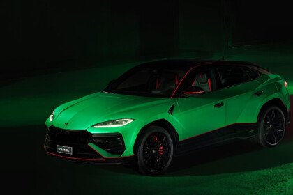 Lamborghini Urus SE Tettonero Capsule front quarter