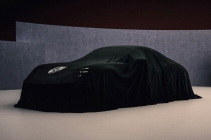 Porsche 911 GT3 Sport Cabriolet teaser-1