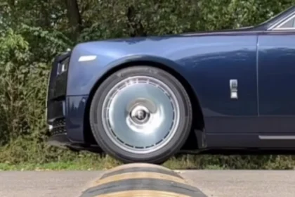 Rolls-Royce-Phantom-suspension