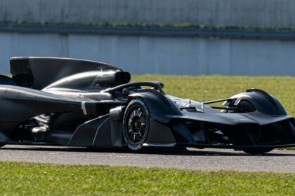 Single-seater Aston Martin hypercar prototype