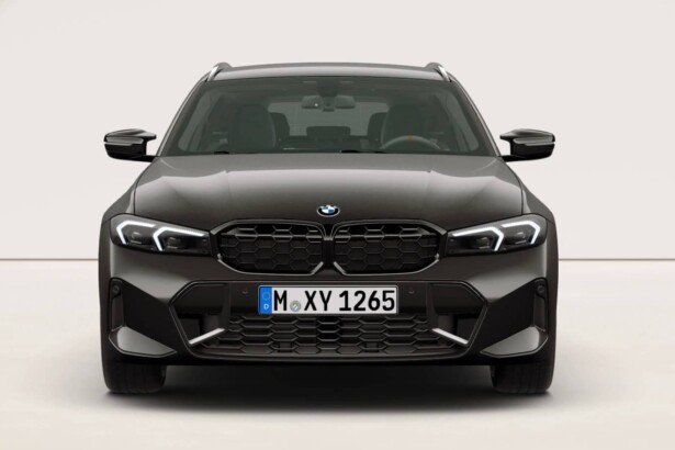 2026-BMW-M340i-Touring-with-Black-Package-5