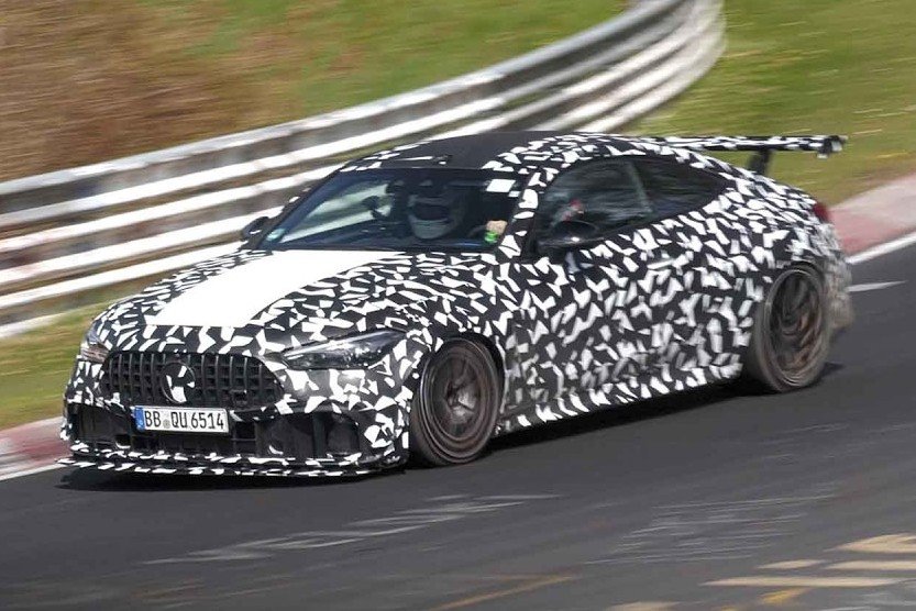 2027 Mercedes AMG CLE 63 Mythos spy shot