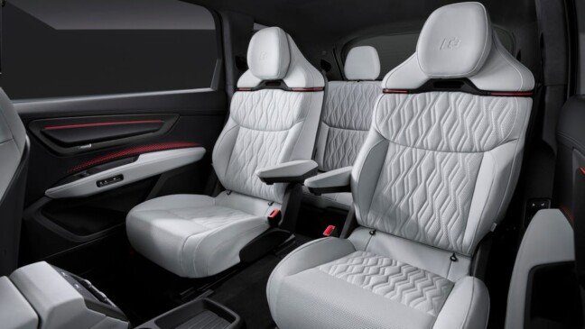 2027 audi q9 interior