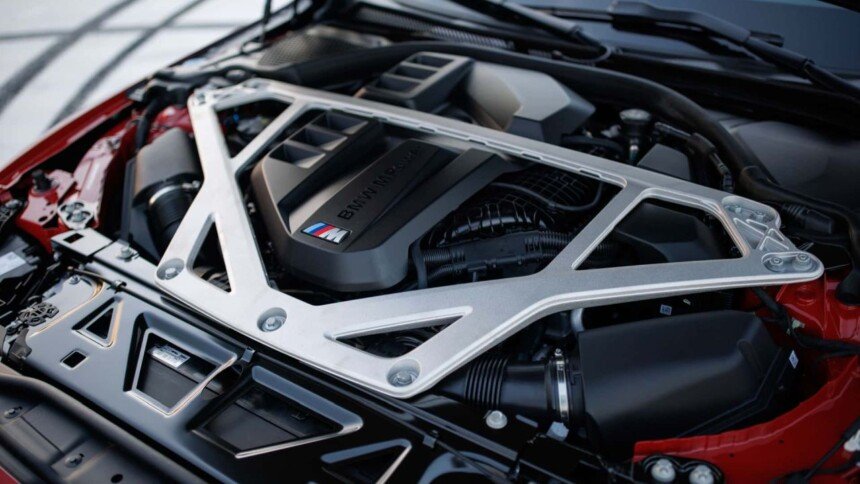 2027-bmw-m3-cs-manual-4