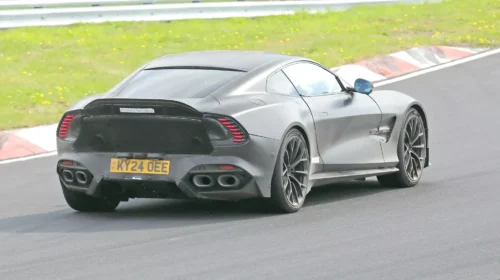 Aston Martin Vanquish facelift spied (1)