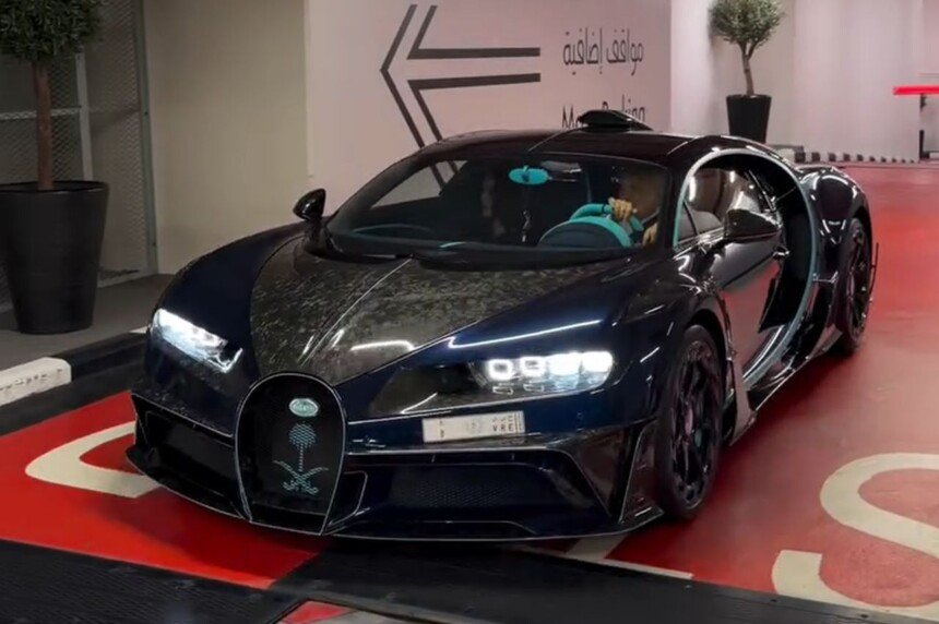 Bugatti Chiron Mansory Centuria-Dubai