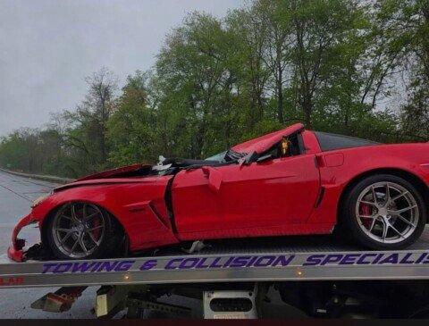Chevrolet Corvette Z06 accident in rain