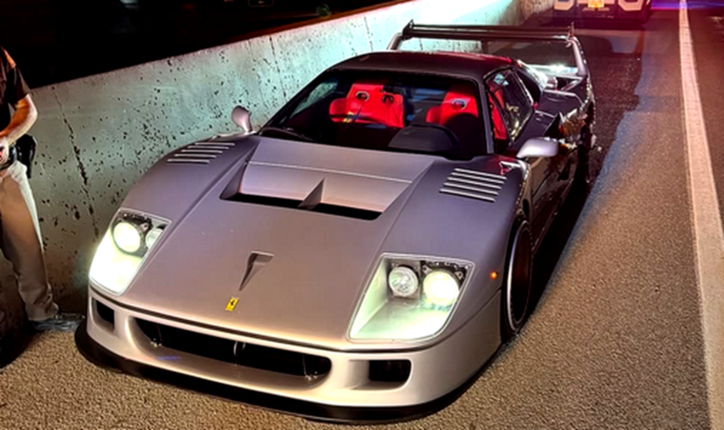 Ferrari F40 LM crash interstate 15 usa